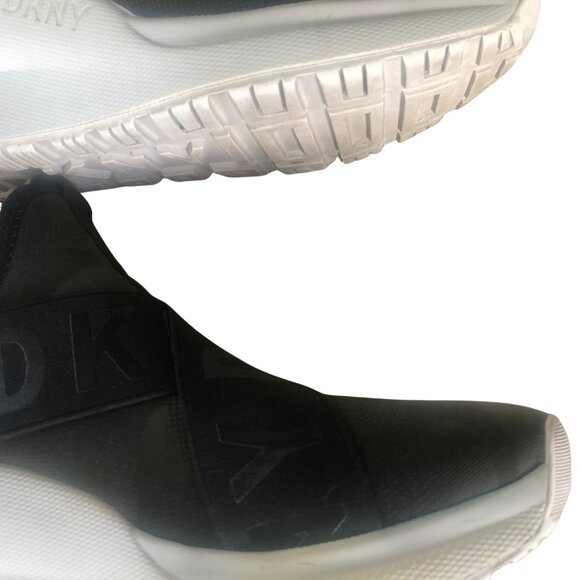 DKNY Women’s Camo Slip-On Sneakers Size 6M Black Gray Logo Elastic Platform Shoe - Picture 14 of 15